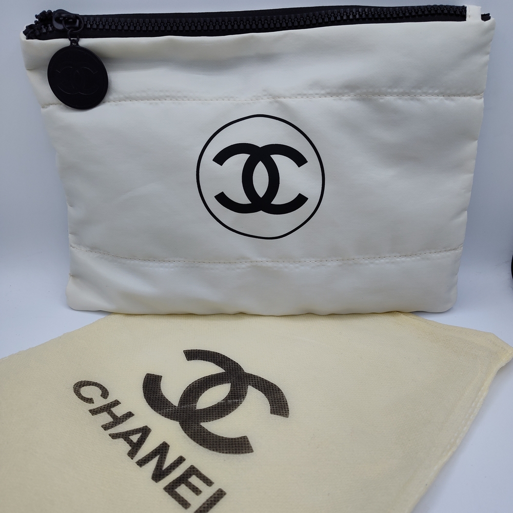 NWT CHANEL White Satin Quilted 11x8 Makeup Storage iPad Travel Pouch GWP